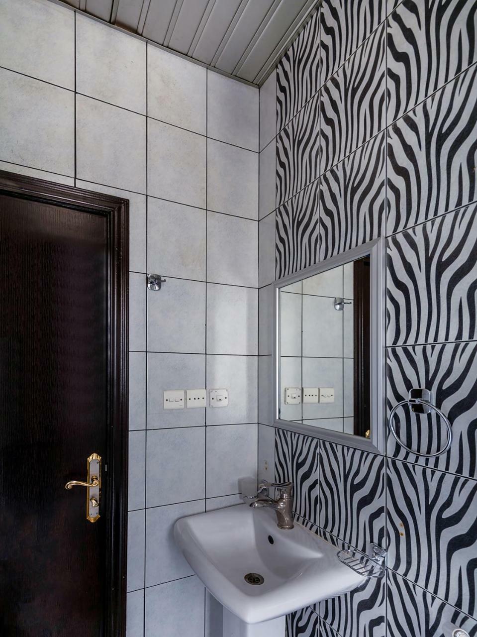 Hotel Orchida Al Hamra Riadh Exterior foto